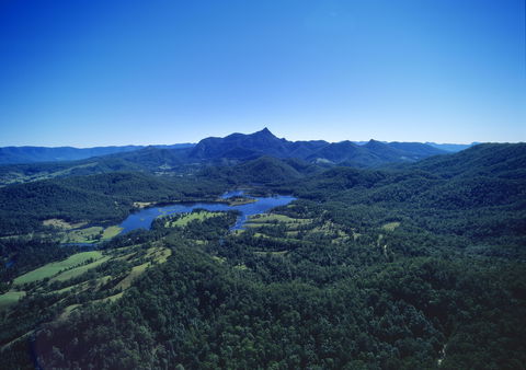 Clarrie Hall Dam - Hobart Tourism 1