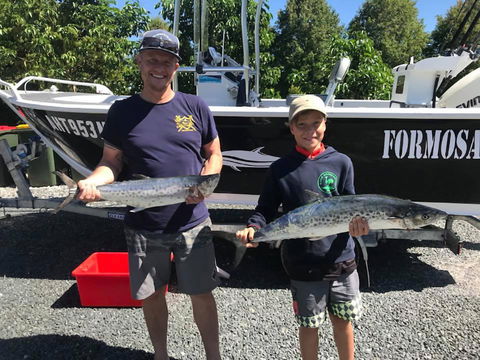 Iluka Bait And Tackle - Tourism TAS 1