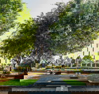 Sculpture Garden Campbelltown - Tourism TAS