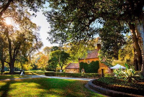 Cooks' Cottage - Tourism TAS 2