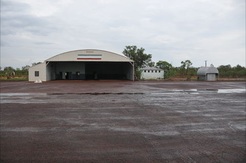 Daly Waters Aviation Complex - Tourism TAS 0
