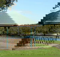 Scotts Point Way to Riverside Park trail - Hobart Tourism