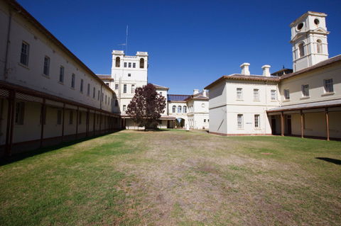 Aradale Lunatic Asylum - Hobart Tourism 1