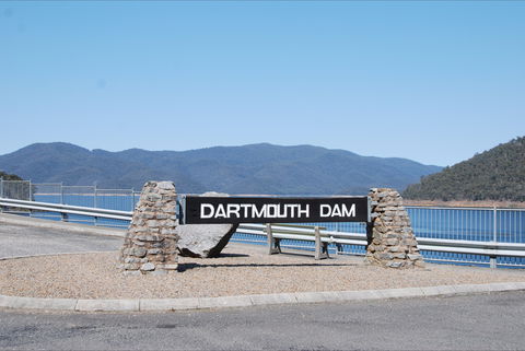 Dartmouth Dam Wall Picnic Area - Hobart Tourism 0