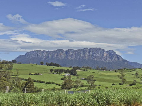Devonport, Cradle Mountain And The Great Western Tiers - Tourism TAS 0