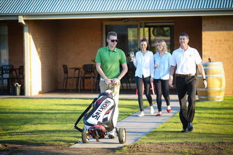 Howlong Golf Resort - Hobart Tourism 1