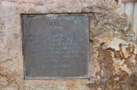 Mataranka War Memorial - Tourism TAS 1