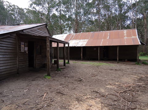 Razorback Hut - Tourism TAS 0