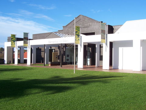 Warrnambool Art Gallery - Hobart Tourism 0