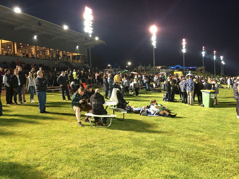 Cranbourne Greyhound Racing Club - Tourism TAS 2