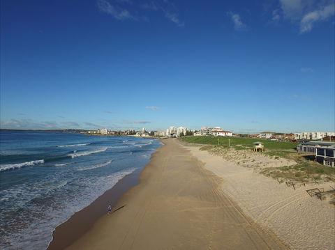 Elouera Beach Cronulla - Hobart Tourism 1