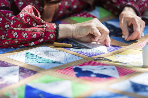 Jukejema Quilting Barn - Hobart Tourism 0