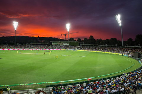 Manuka Oval - Tourism TAS 2