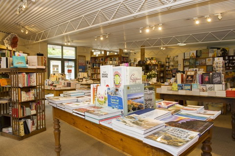 Matilda Bookshop - Tourism TAS 2