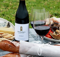 Bimbadgen Vineyard Picnic And Premium Wine Tasting - Tourism TAS