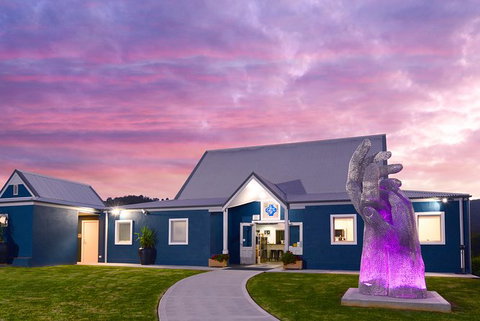 Ivanhoe Wines: Trip Advisor Seated Wine Tasting Masterclass - Tourism TAS 3