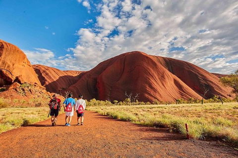 Explore Uluru: 7 Hours Guide Tour At Sunrise With Light Breakfast - Hobart Tourism 3