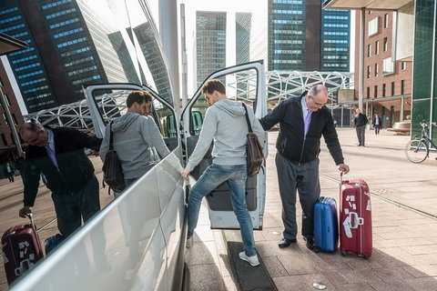 Cairns Airport (CNS) Departure Transfer (Cairns Hotels To Cairns CNS Airport) - Tourism TAS 6