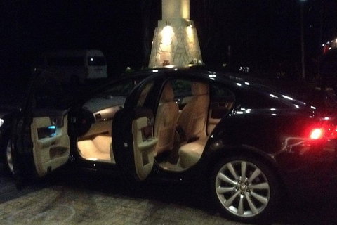 Jaguar Limousine Transfer Cairns Airport To Palm Cove - Tourism TAS 0