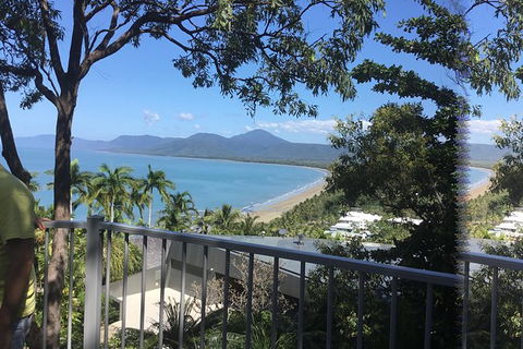 IMAX Private Transfer 7 Guests Cairns Airport To Hotels In Port Douglas - Tourism TAS 4