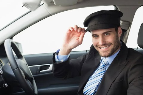 Cairns & Airport Transfers Between Port Douglas & Cairns (Private Chauffeur) - Tourism TAS 1