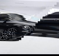Gold Coast Airport Transfers  Airport OOL to Gold Coast City in Business Car - Hobart Tourism