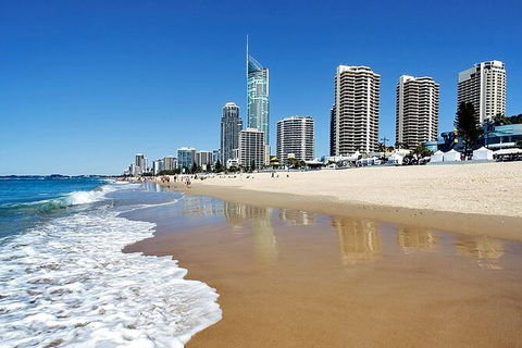 Gold Coast Airport Transfers : Airport OOL To Gold Coast City In Luxury Van - Hobart Tourism 5