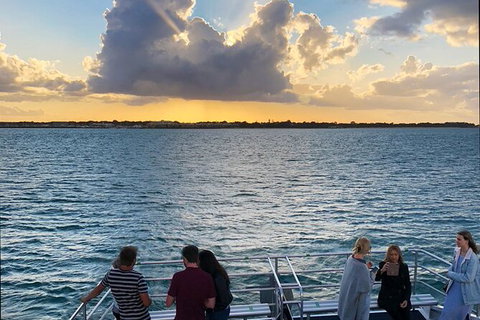 Sunset Twilight Cruise In Hervey Bay - Tourism TAS 4