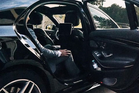 Arrival Private Transfers: Adelaide Airport ADL To Adelaide In Business Car - Hobart Tourism 4