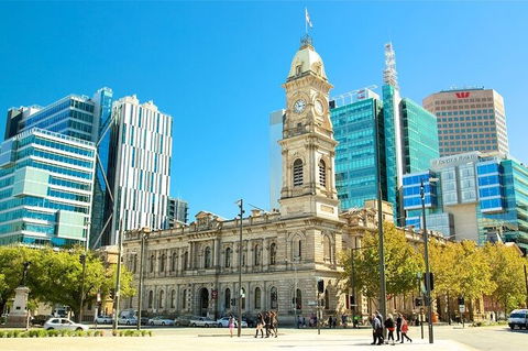 Arrival Private Transfers: Adelaide Airport ADL To Adelaide In Luxury Van - Tourism TAS 7