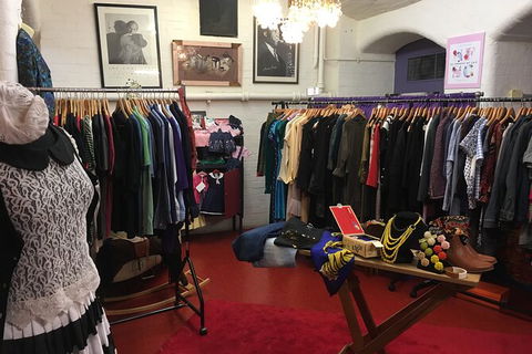 Urban Vintage Walking Tour - Tourism TAS 4