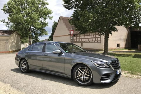 Private Car Transfer Melbourne Airport To CBD - Tourism TAS 4