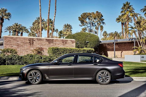 Private Car Transfer Melbourne Airport To CBD - Tourism TAS 1