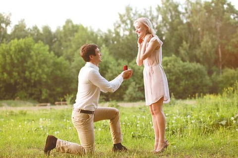 Romance Cruise + Scenic Tour + Beer Tasting + 3 Course Lunch + Hamper - Tourism TAS 0