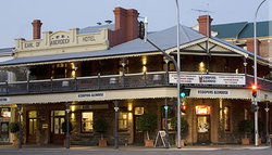 Coopers Alehouse At The Earl - Hobart Tourism 0