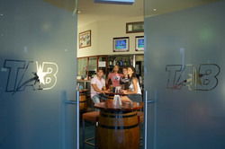 Gilhooleys Irish Pub & Restaurant - Albert Street - Hobart Tourism 3