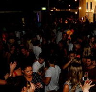 The Causeway Bar - Tourism TAS