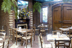 Leinster Arms Hotel - Tourism TAS 2