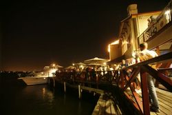 The Lucky Shag Waterfront Bar - Hobart Tourism 3