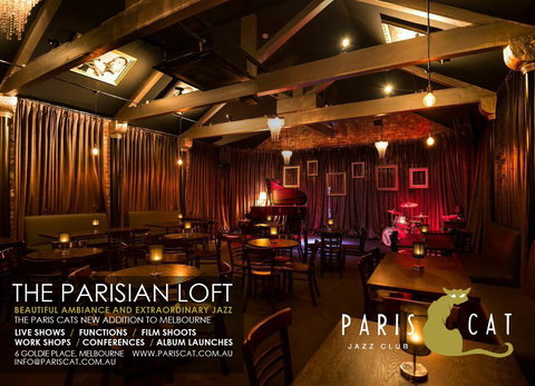 Paris Cat - Tourism TAS 4