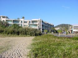 Cabarita Beach Bar & Grill - Tourism TAS 3