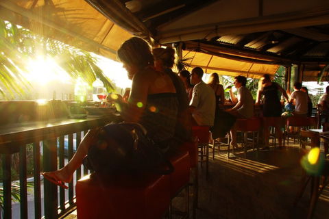 Balcony Bar And Oyster Co. - Hobart Tourism 4