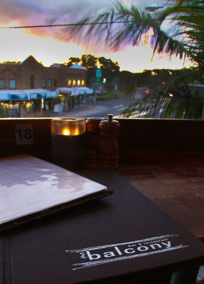 Balcony Bar And Oyster Co. - Hobart Tourism 5