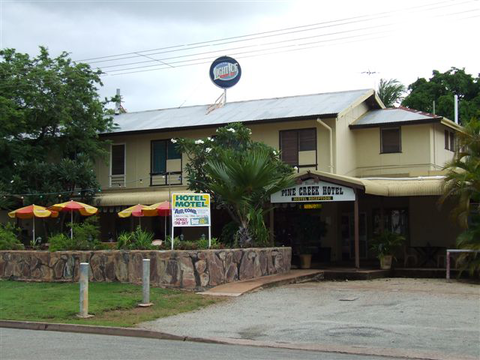 Pine Creek Hotel/Motel - Hobart Tourism 0
