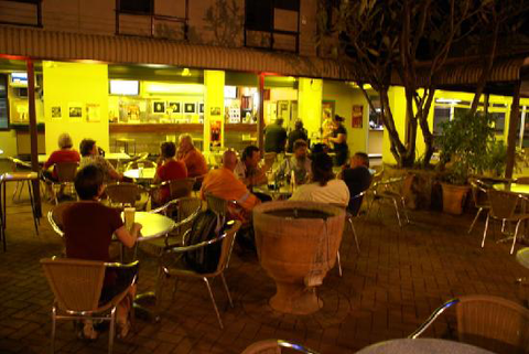 Pine Creek Hotel/Motel - Hobart Tourism 1