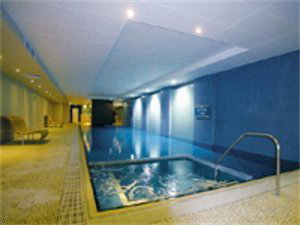 Oaks Plaza Pier - Hobart Tourism 1