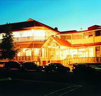 Loxton Community Hotel Motel
