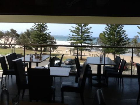 Fat Fish Beachfront Bistro - Tourism TAS 0