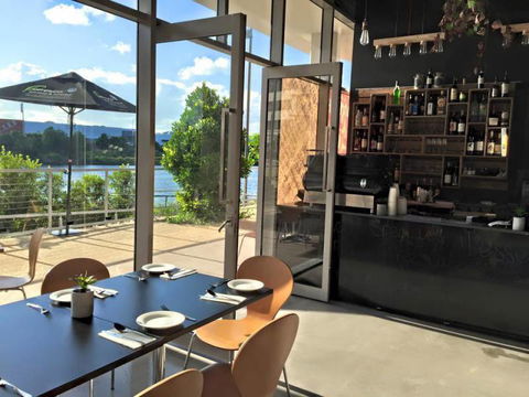 Alfresco Pizzeria & Wine Bar - Tourism TAS 3