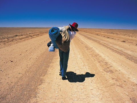 A Portrait Of Australia: Stories Through The Lens Of Australian Geographic - Tourism TAS 0